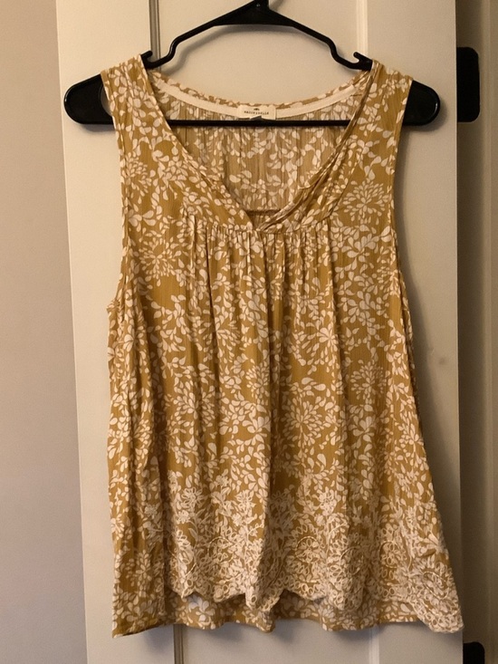 mason & belle Tops - mason & belle Sleeveless Floral Print Camisole in Mustard